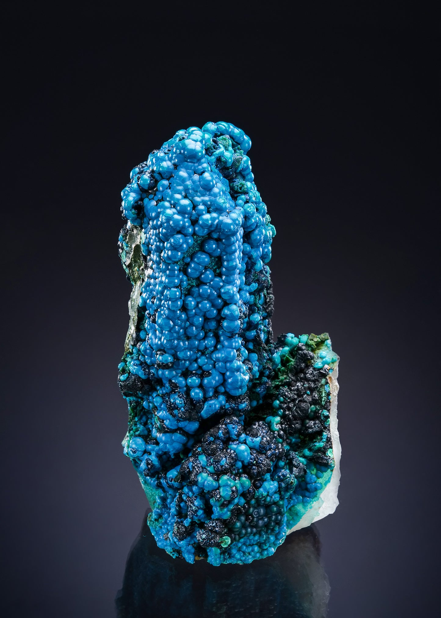 CHRYSOCOLLA on QUARTZ