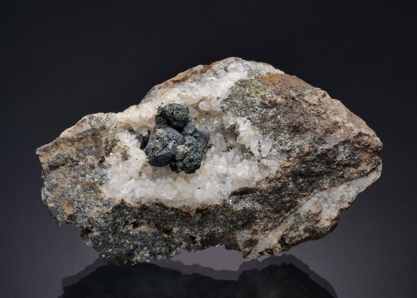 ACANTHITE on QUARTZ