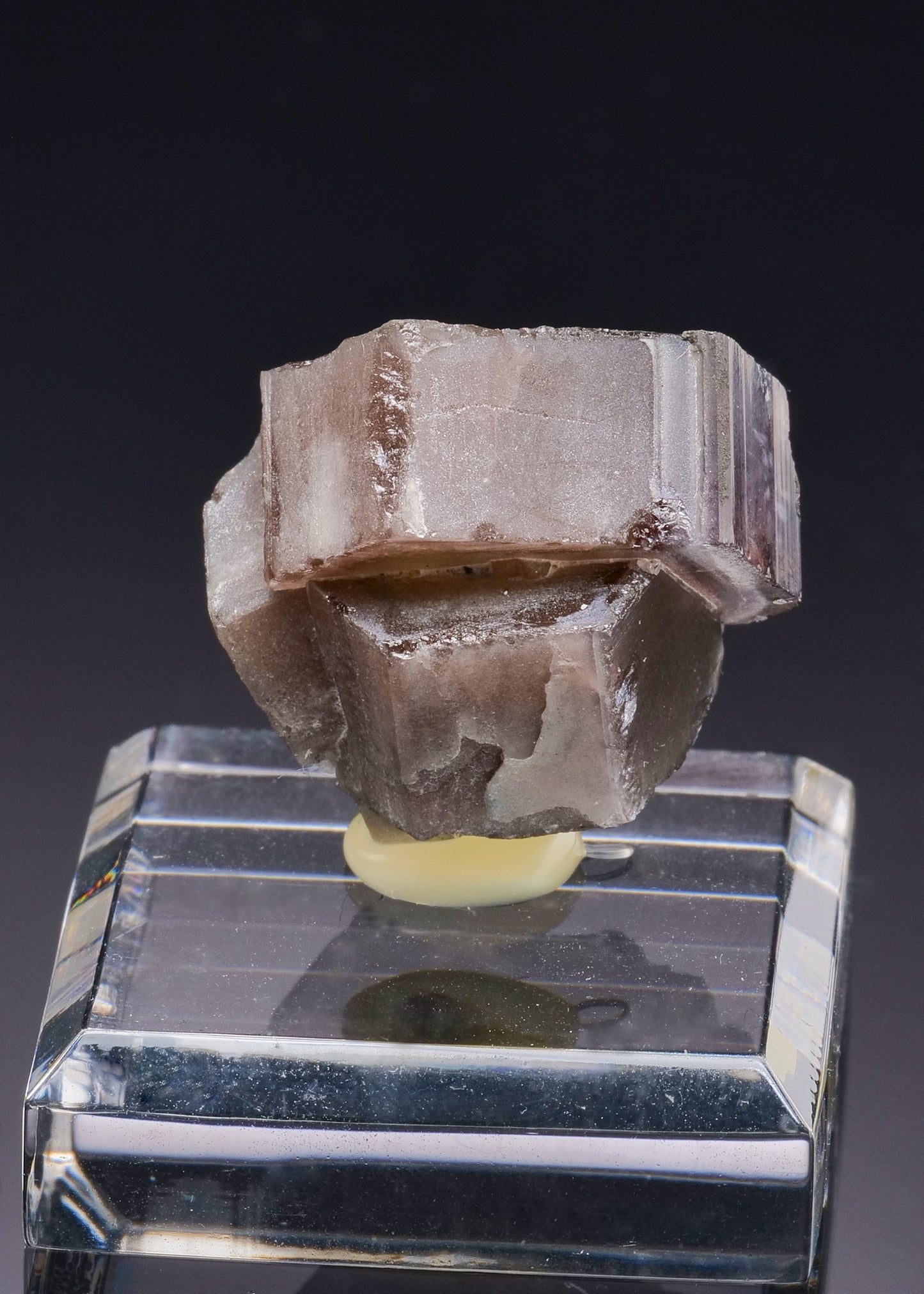FLUORAPATITE