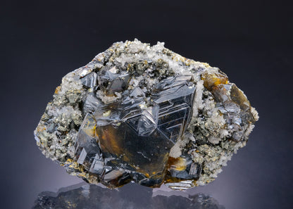 SPHALERITE with CHALCOPYRITE on QUARTZ