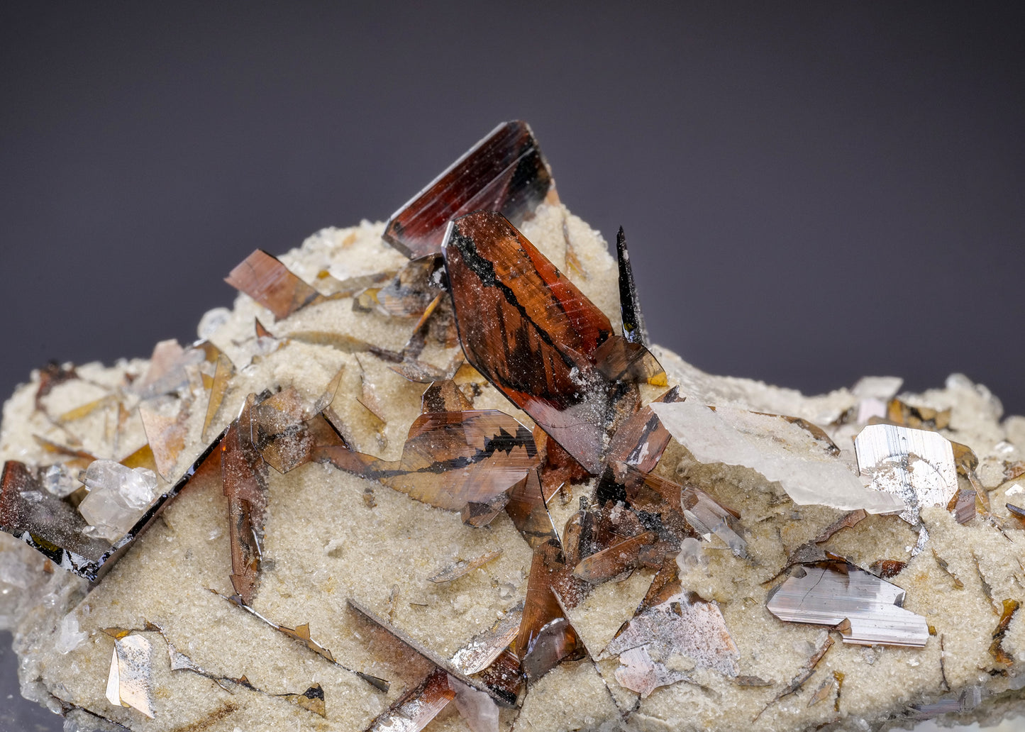 BROOKITE