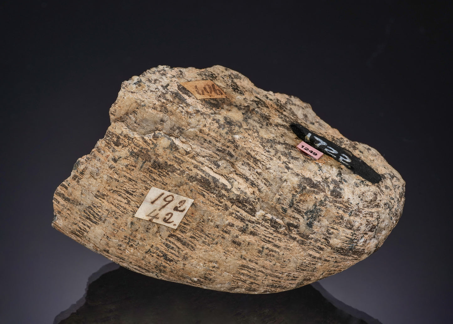 CASSITERITE var. Stream Tin
