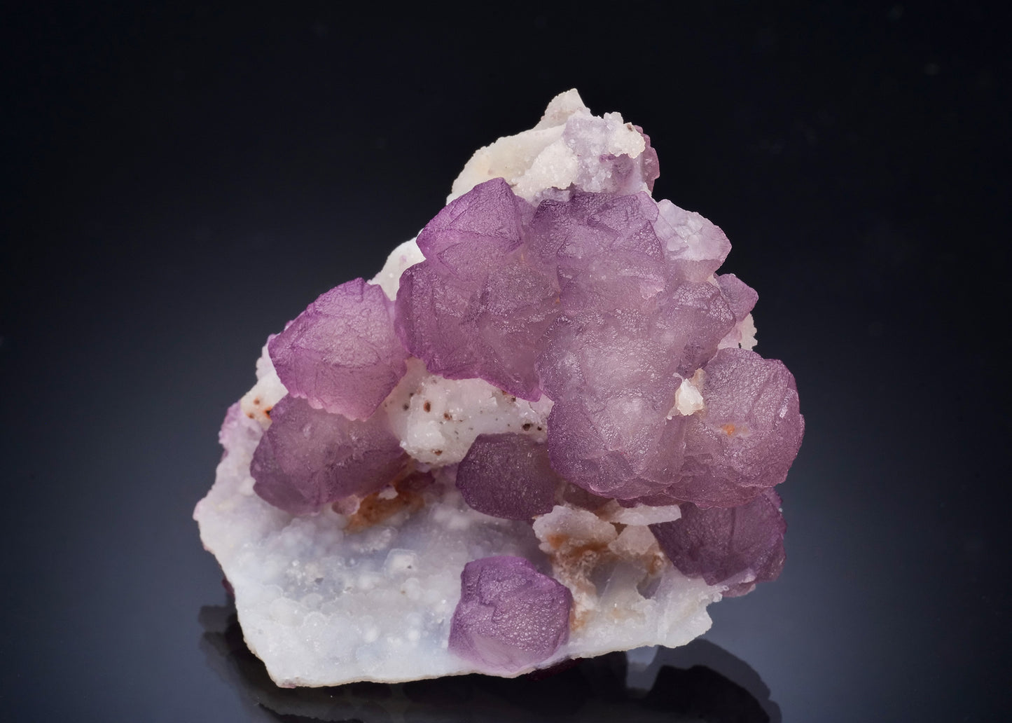 FLUORITE on QUARTZ epimorph