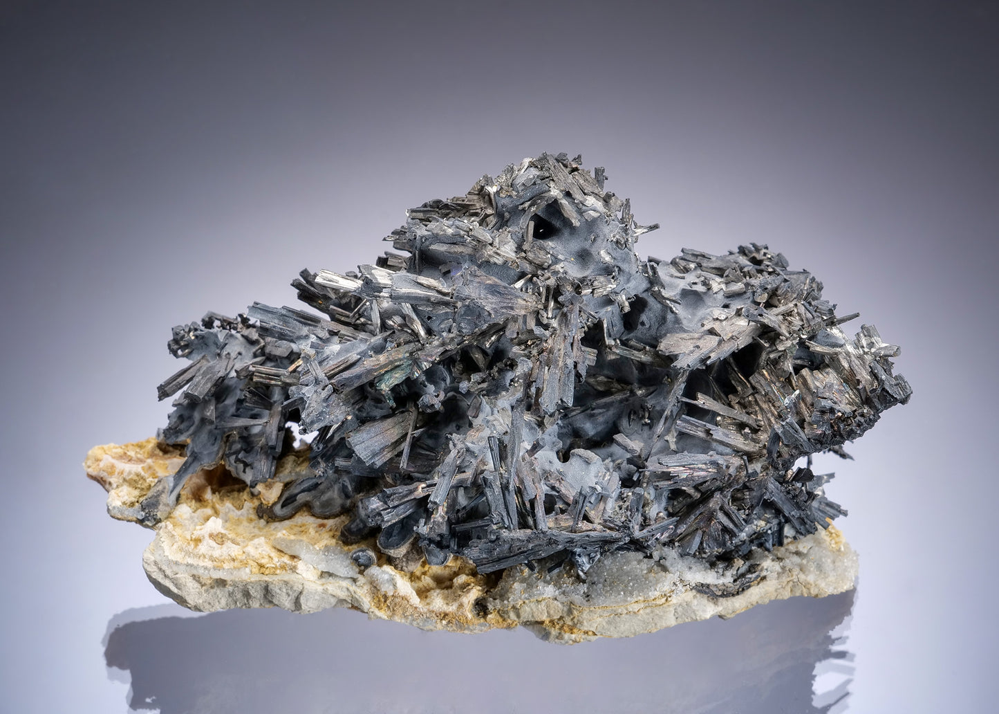 DYSCRASITE in NATIVE ARSENIC