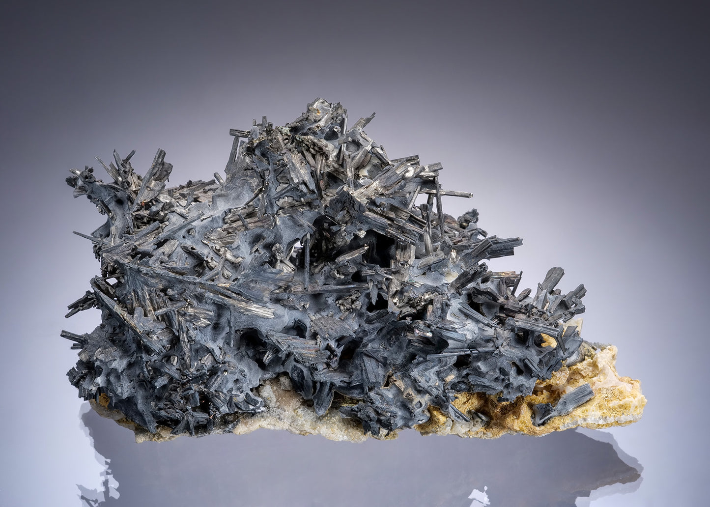 DYSCRASITE in NATIVE ARSENIC