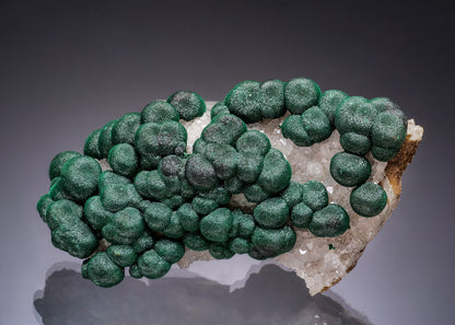 MALACHITE on QUARTZ