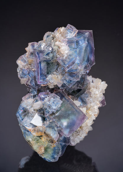 FLUORITE with QUARTZ