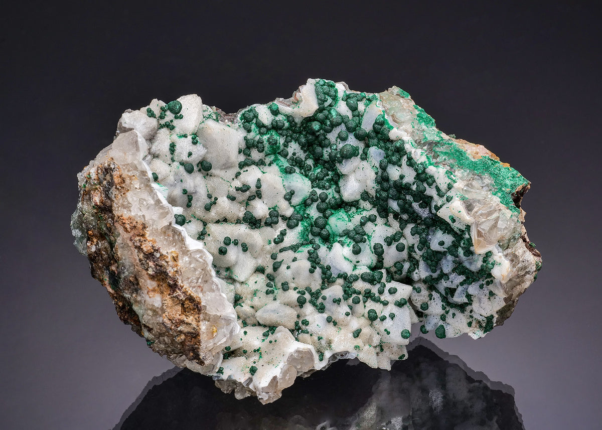 MALACHITE on QUARTZ